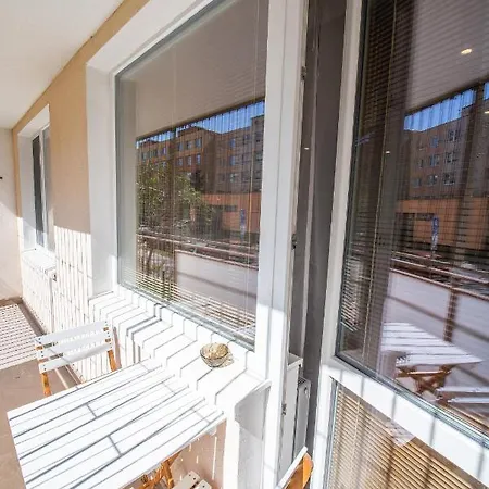 Flora Center * كَشّا